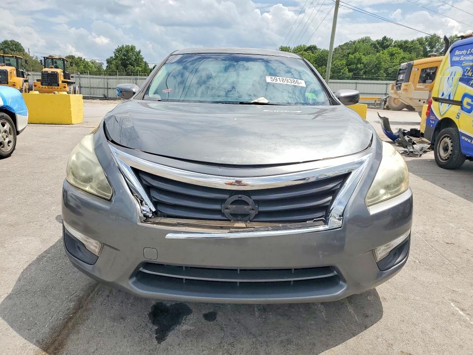 2015 Nissan Altima მანქანა იყიდება აუქციონზე, vin: 1N4AL3AP2FN373812, აუქციონის ნომერი: 59189386