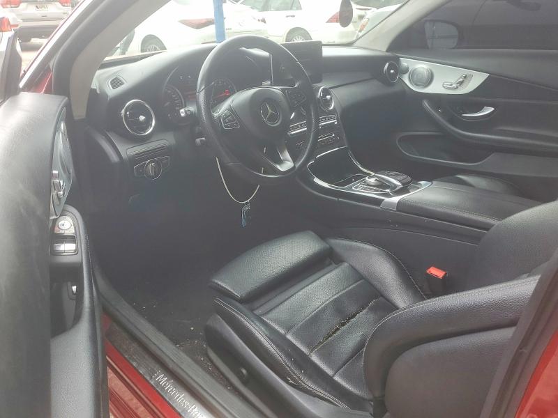 58600996 :رقم المزاد ، WDDWJ4KB5HF328364 vin ، 2017 Mercedes-benz C مزاد بيع