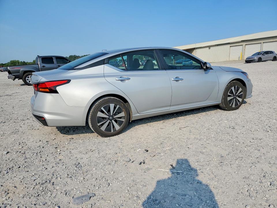 58875226 :رقم المزاد ، 1N4BL4DV8NN331048 vin ، 2022 Nissan Altima مزاد بيع
