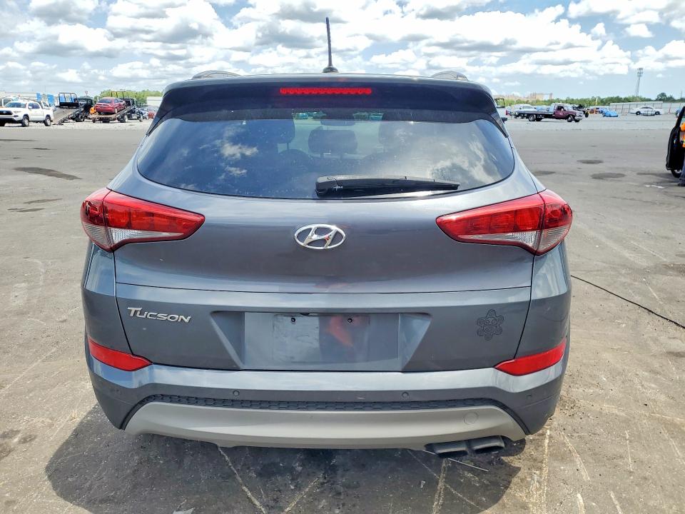 Продаж на аукціоні авто 2017 Hyundai Tucson, vin: KM8J33A26HU575443, номер лоту: 56322696