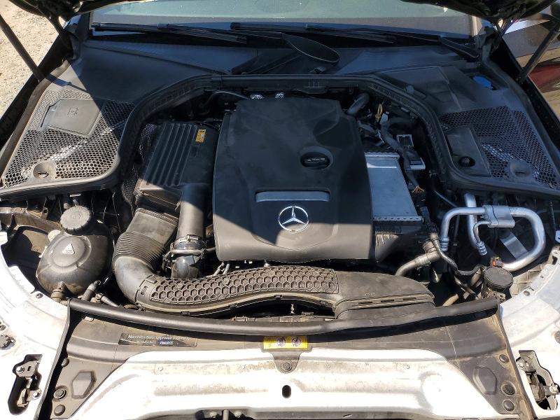 57949736 :رقم المزاد ، 55SWF4JB3JU234862 vin ، 2018 Mercedes-benz C مزاد بيع
