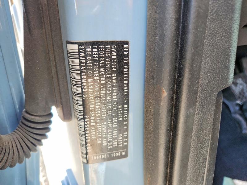 2013 Volkswagen Beetle მანქანა იყიდება აუქციონზე, vin: 3VWJP7AT4DM623137, აუქციონის ნომერი: 56344966