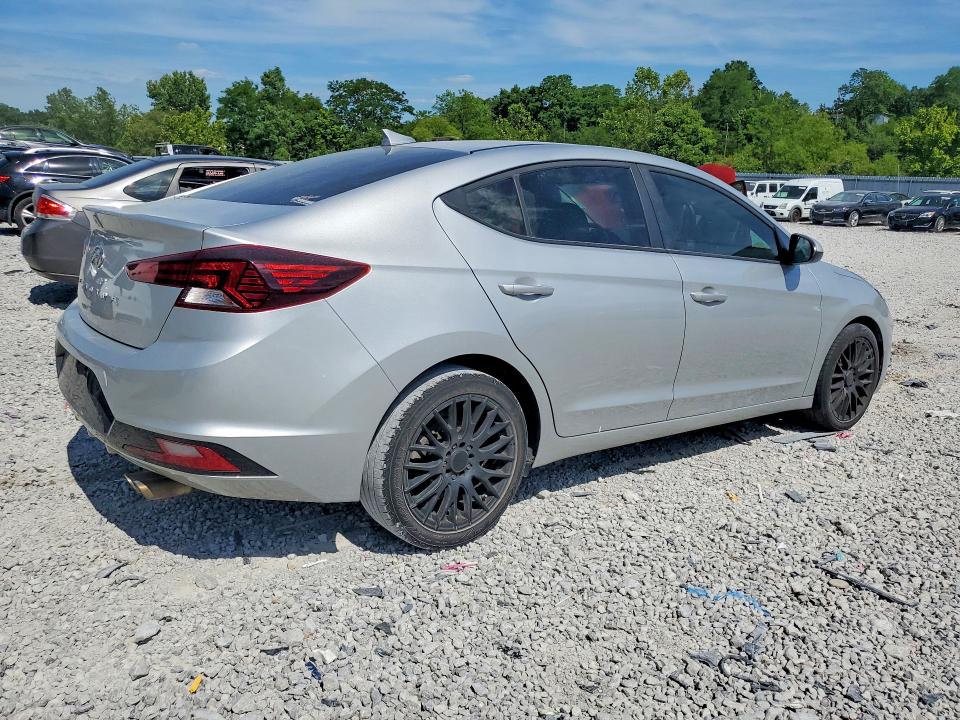 55759986 :رقم المزاد ، 5NPD84LF6KH413404 vin ، 2019 Hyundai Elantra مزاد بيع