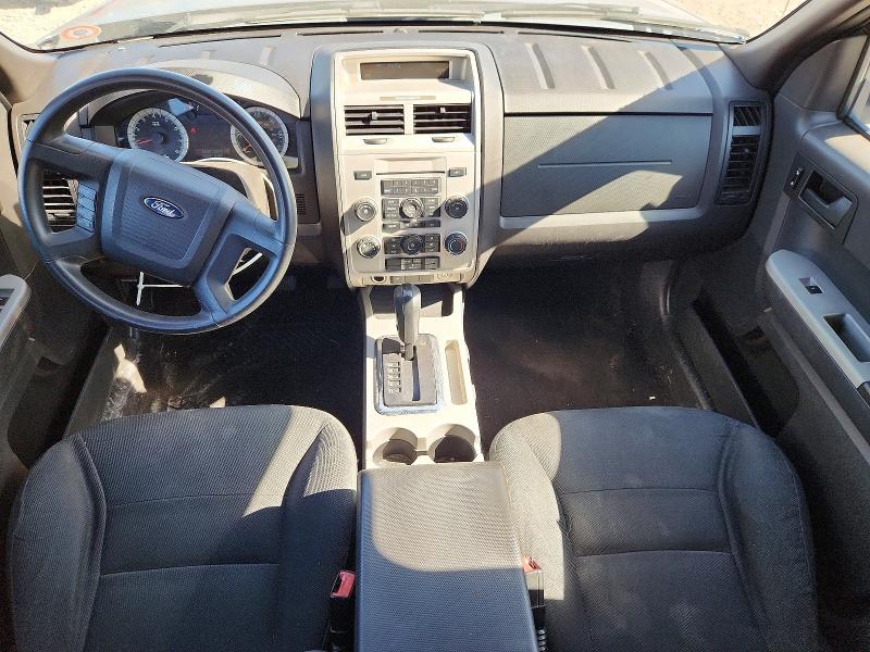 56872126 :رقم المزاد ، 1FMCU93118KD06064 vin ، 2008 Ford Escape مزاد بيع