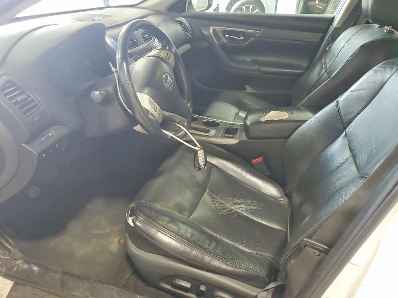 2015 Nissan Altima მანქანა იყიდება აუქციონზე, vin: 1N4AL3AP3FN300433, აუქციონის ნომერი: 58331396