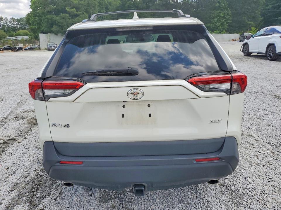 2021 Toyota Rav4 მანქანა იყიდება აუქციონზე, vin: 2T3C1RFV7MW122096, აუქციონის ნომერი: 55541716