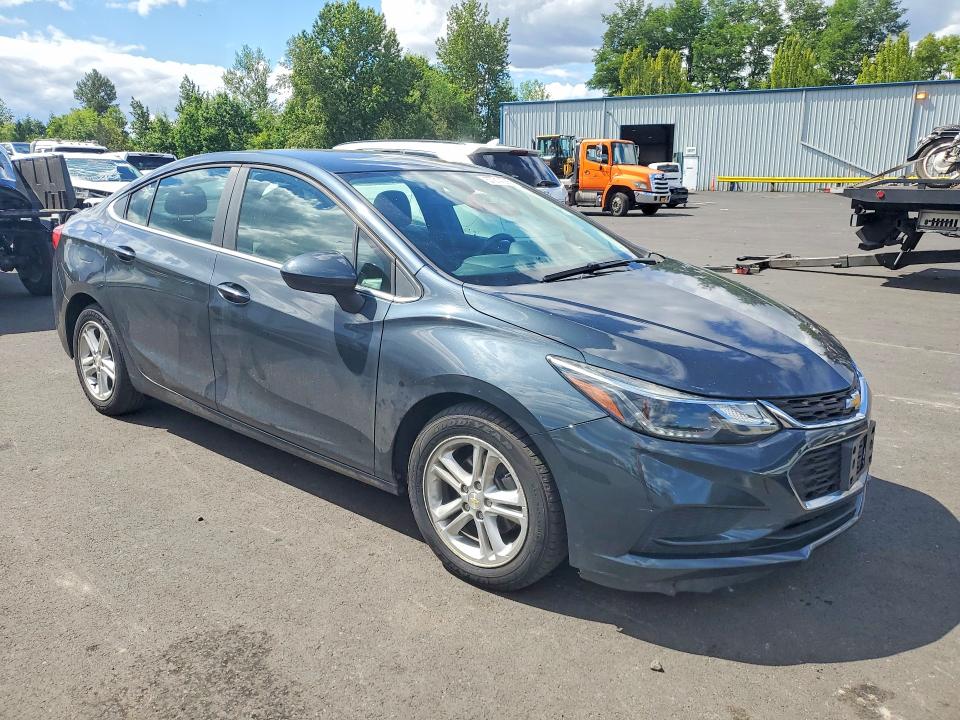 Продаж на аукціоні авто 2017 Chevrolet Cruze, vin: 1G1BE5SM7H7202465, номер лоту: 57214086