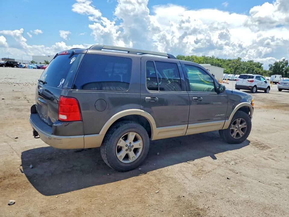 2005 Ford Explorer მანქანა იყიდება აუქციონზე, vin: 1FMDU74W95UA28114, აუქციონის ნომერი: 56444126