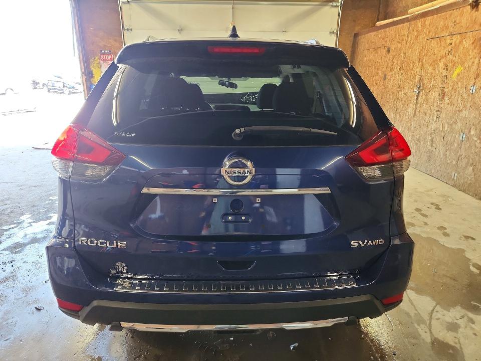 56544856 :رقم المزاد ، 5N1AT2MVXHC878957 vin ، 2017 Nissan Rogue مزاد بيع