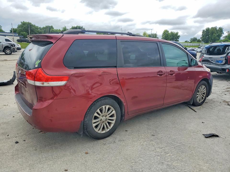 Продаж на аукціоні авто 2011 Toyota Sienna, vin: 5TDYK3DC4BS043016, номер лоту: 58223236