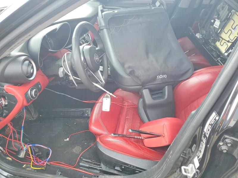 56030686 :رقم المزاد ، ZARFANBN4K7608200 vin ، 2019 Alfa Romeo Giulia مزاد بيع