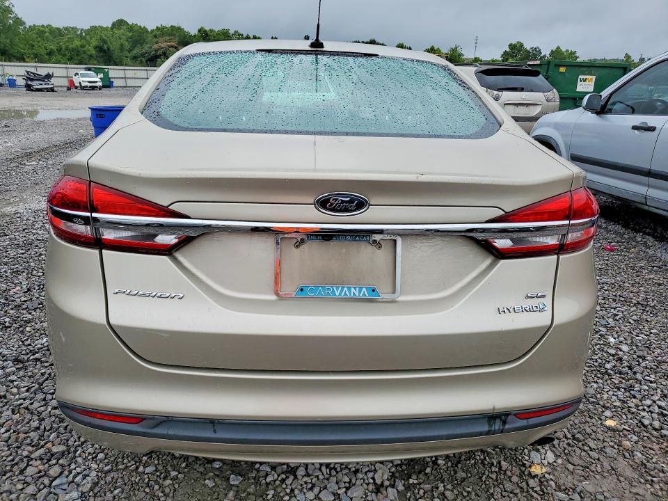 57334456 :رقم المزاد ، 3FA6P0LU7HR385529 vin ، 2017 Ford Fusion مزاد بيع