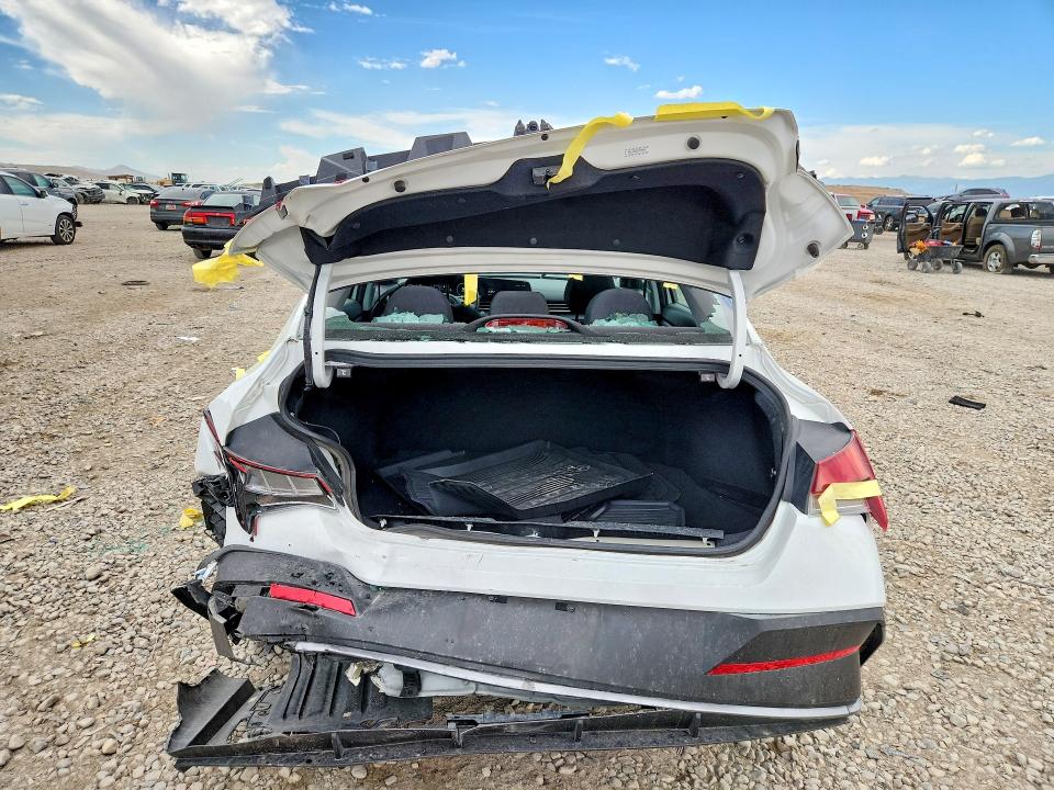 2024 Hyundai Elantra მანქანა იყიდება აუქციონზე, vin: KMHLM4DG7RU838446, აუქციონის ნომერი: 58495576