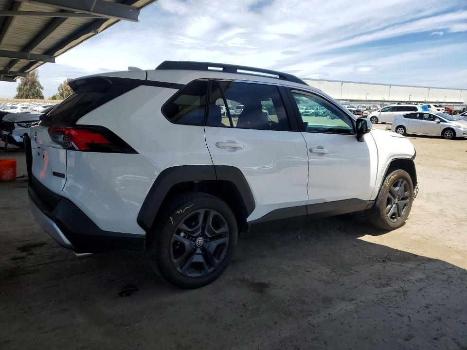 56696456 :رقم المزاد ، 2T3J1RFV9RW465796 vin ، 2024 Toyota Rav4 مزاد بيع
