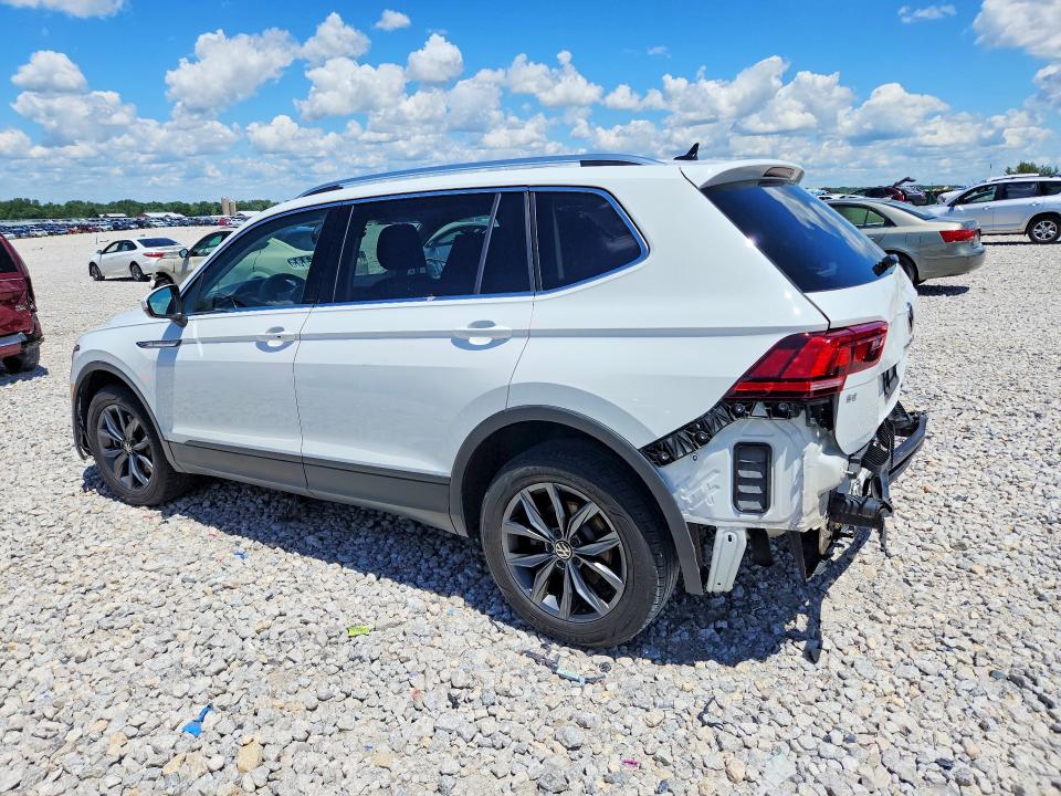 57177336 :رقم المزاد ، 3VV2B7AX5NM149940 vin ، 2022 Volkswagen Tiguan مزاد بيع