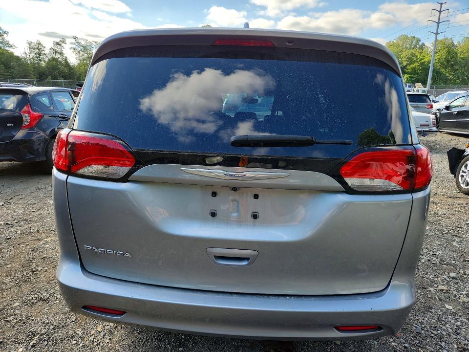 Продажа на аукционе авто 2017 Chrysler Pacifica, vin: 2C4RC1CGXHR837059, номер лота: 56476126
