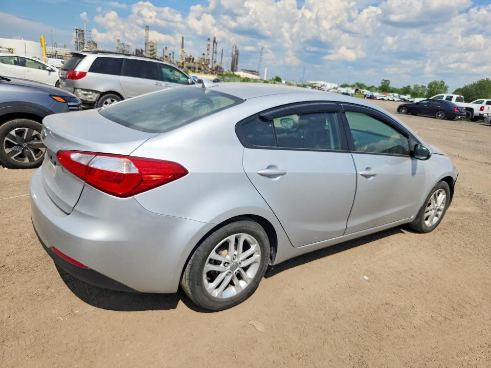 2016 Kia Forte მანქანა იყიდება აუქციონზე, vin: KNAFX4A66G5452691, აუქციონის ნომერი: 57730226