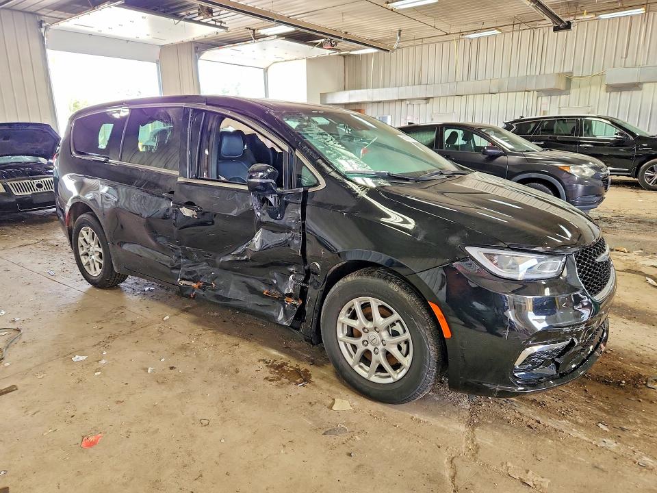 58145976 :رقم المزاد ، 2C4RC1BGXTR167488 vin ، 2026 Chrysler Pacifica مزاد بيع