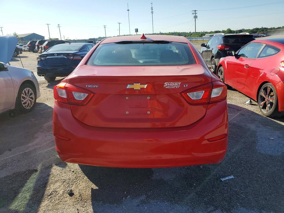 55501136 :رقم المزاد ، 1G1BE5SM7G7316853 vin ، 2016 Chevrolet Cruze مزاد بيع