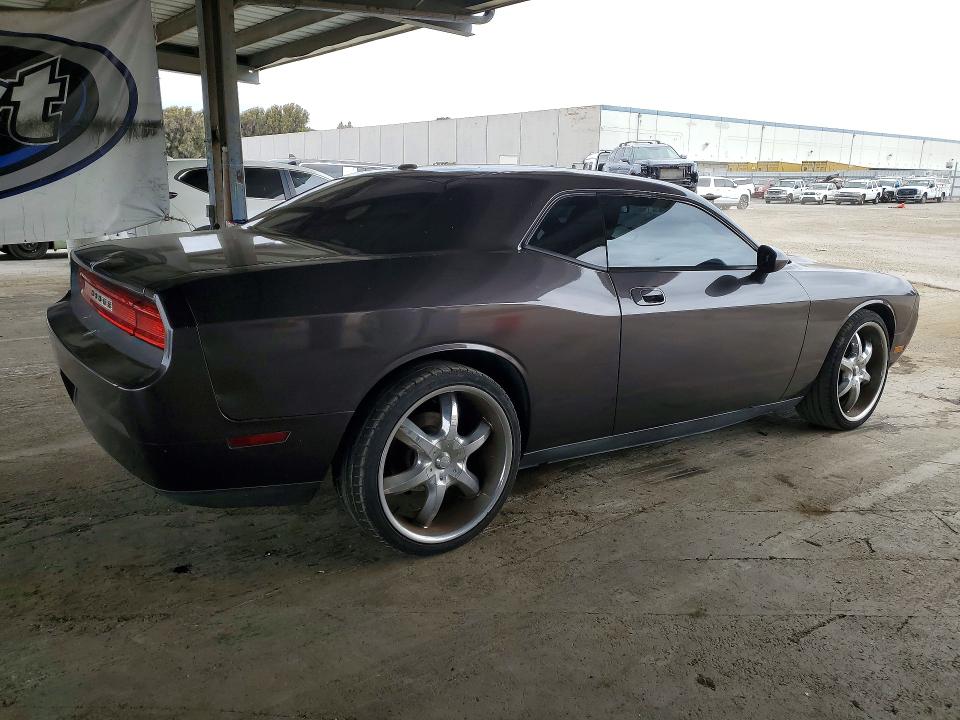 Продажа на аукционе авто 2010 Dodge Challenger, vin: 2B3CJ4DV4AH240710, номер лота: 58399976