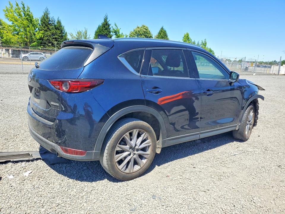 Продажа на аукционе авто 2021 Mazda Cx-5, vin: JM3KFBDM1M1385401, номер лота: 57365936