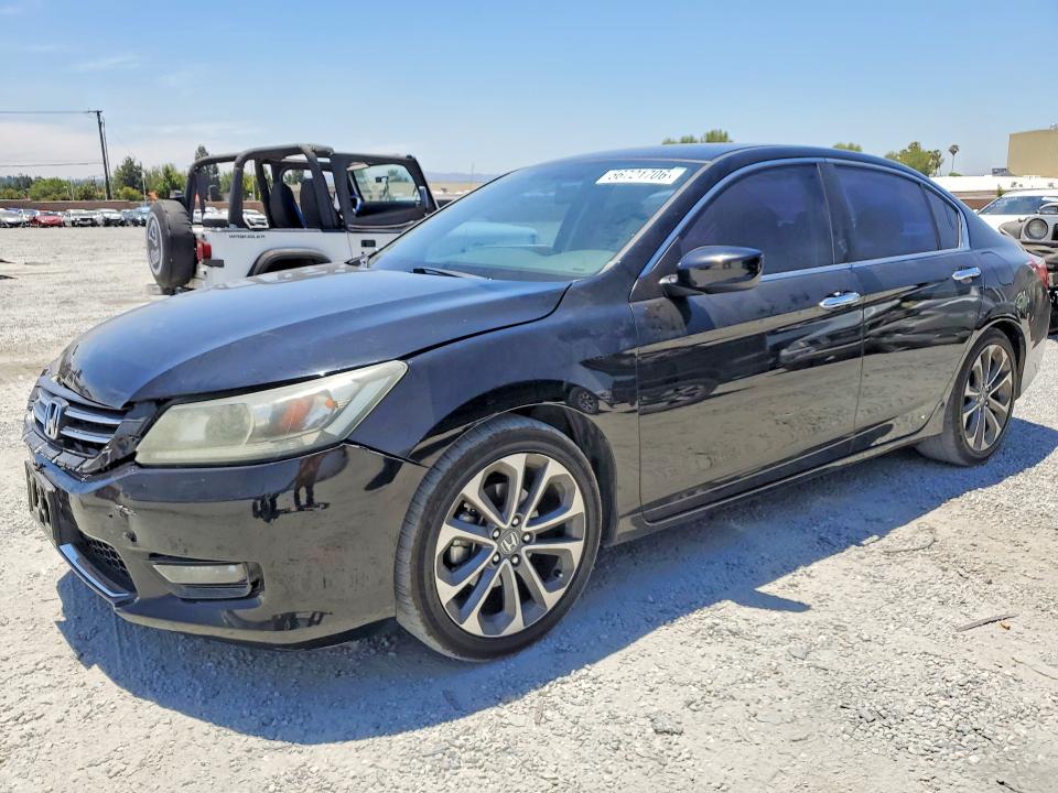 2014 Honda Accord მანქანა იყიდება აუქციონზე, vin: 1HGCR2E5XEA261447, აუქციონის ნომერი: 56721706