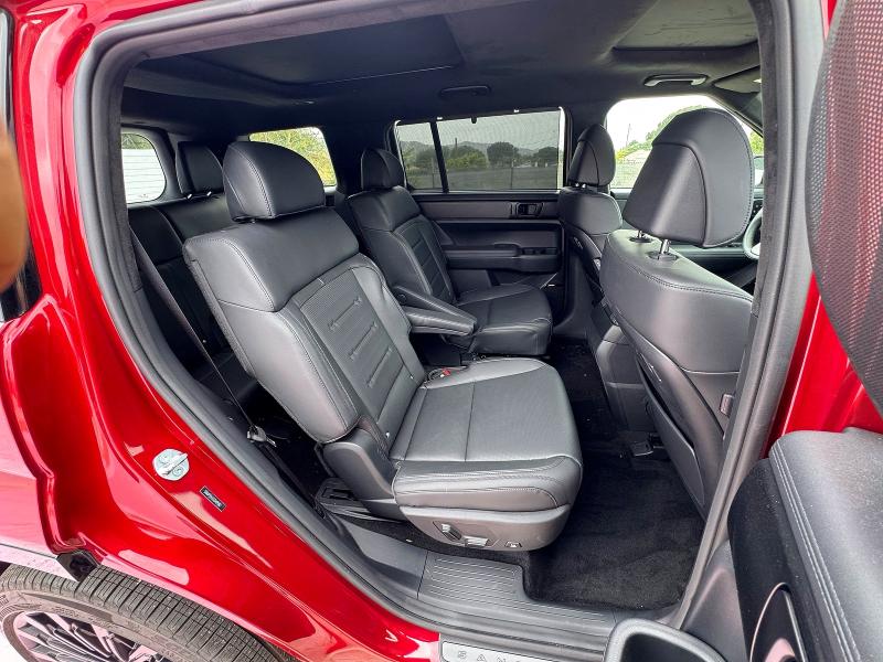 2025 Hyundai Santa Fe მანქანა იყიდება აუქციონზე, vin: 5NMP5DGL5SH125182, აუქციონის ნომერი: 59632856