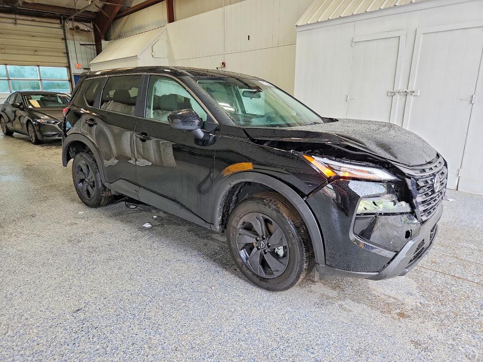 56545216 :رقم المزاد ، 5N1BT3BA6TC823280 vin ، 2026 Nissan Rogue مزاد بيع