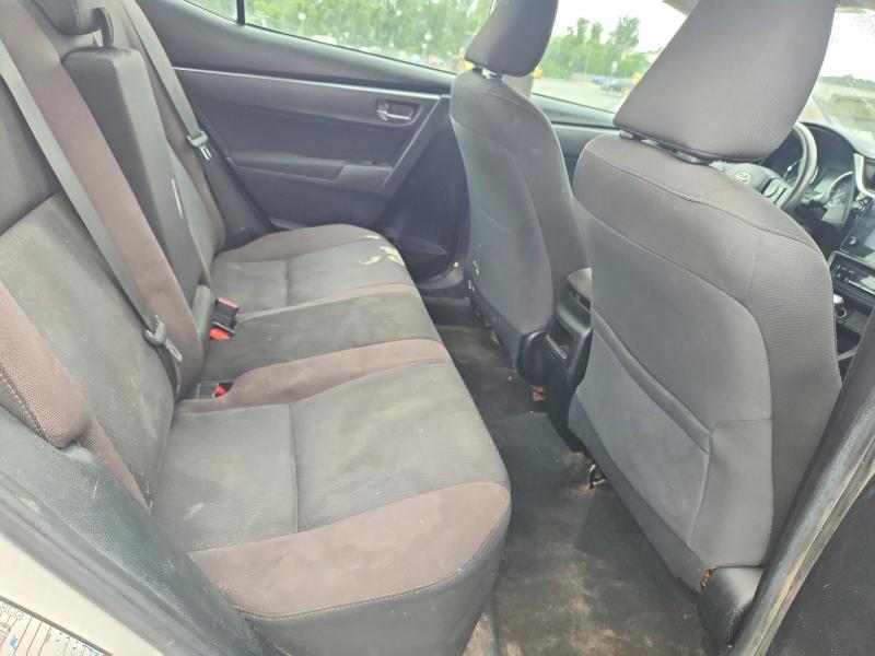 57524606 :رقم المزاد ، 5YFBURHE4JP814869 vin ، 2018 Toyota Corolla مزاد بيع