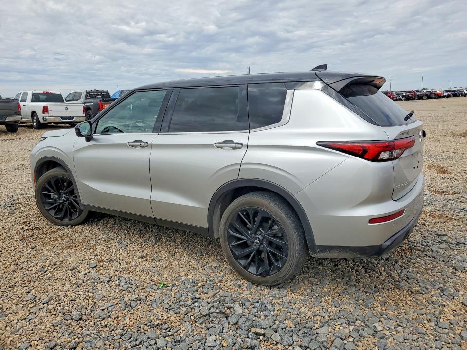 56176786 :رقم المزاد ، JA4J3VA85PZ042208 vin ، 2023 Mitsubishi Outlander مزاد بيع