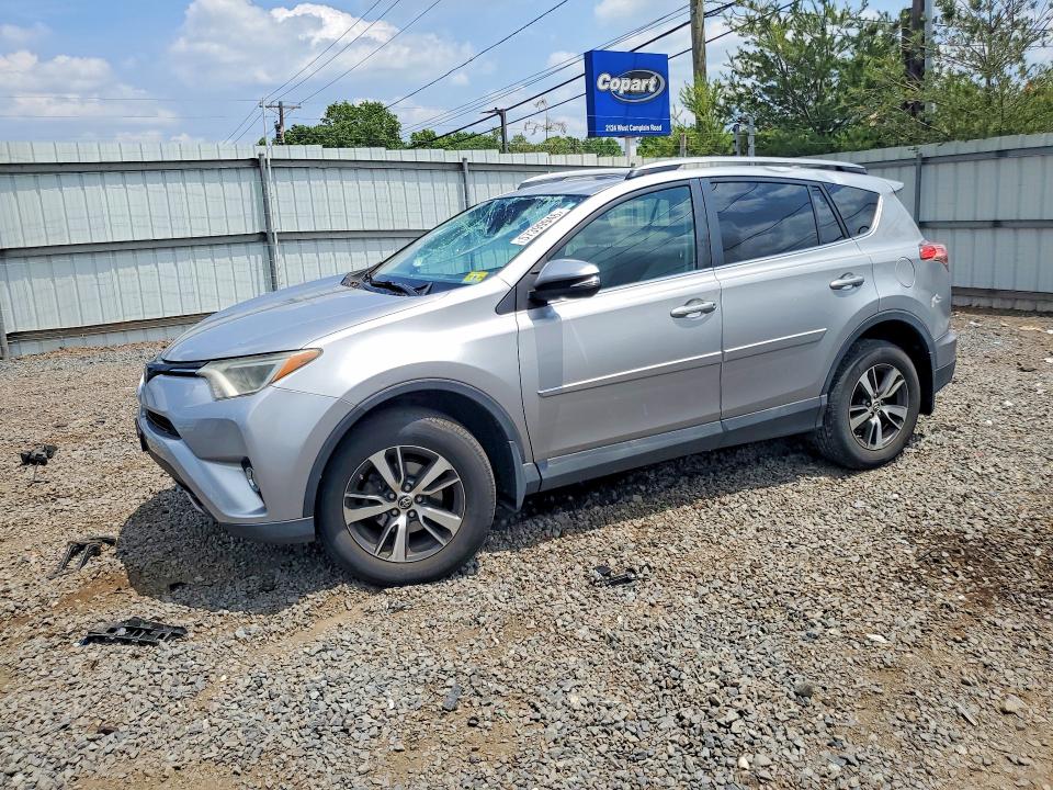 57399946 :رقم المزاد ، 2T3RFREV1HW615193 vin ، 2017 Toyota Rav4 مزاد بيع