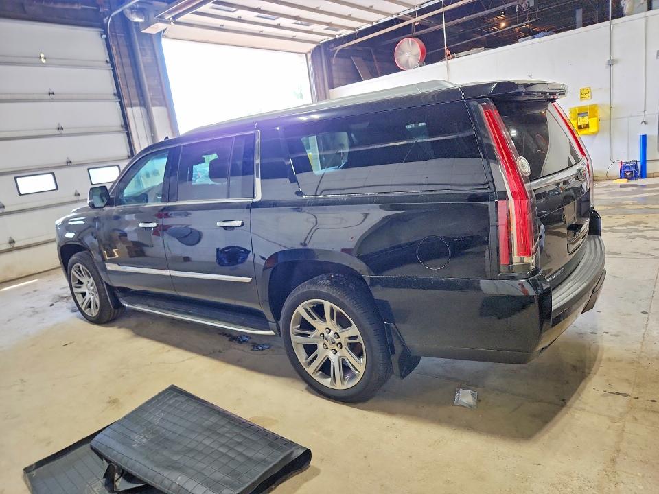 2016 Cadillac Escalade მანქანა იყიდება აუქციონზე, vin: 1GYS4HKJ3GR353284, აუქციონის ნომერი: 56086816