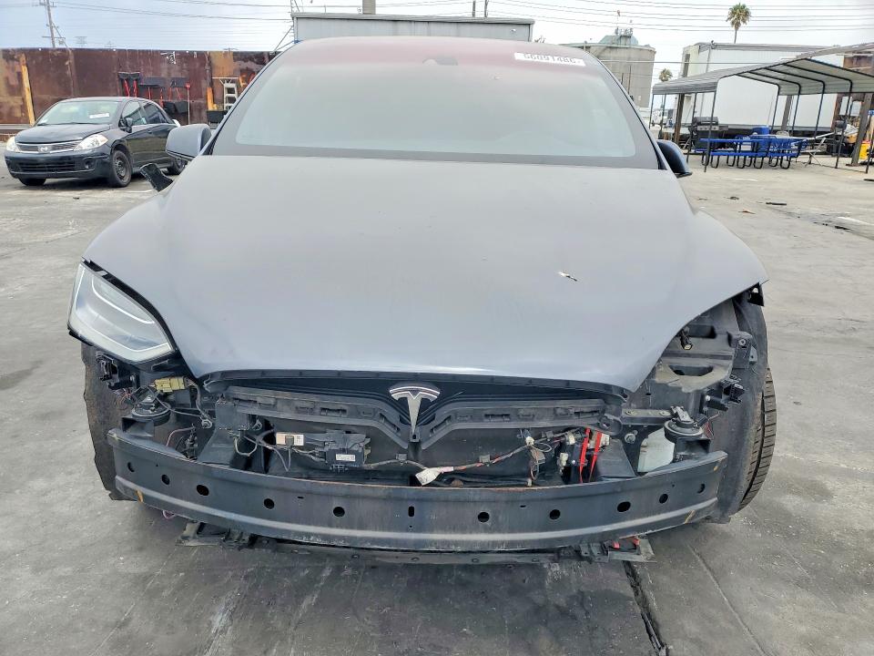 Продаж на аукціоні авто 2016 Tesla Model X, vin: 5YJXCBE29GF012249, номер лоту: 56091486