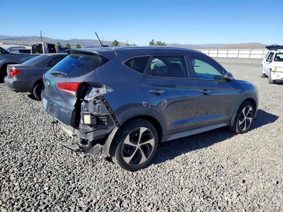 57011186 :رقم المزاد ، KM8J33A20HU409449 vin ، 2017 Hyundai Tucson مزاد بيع