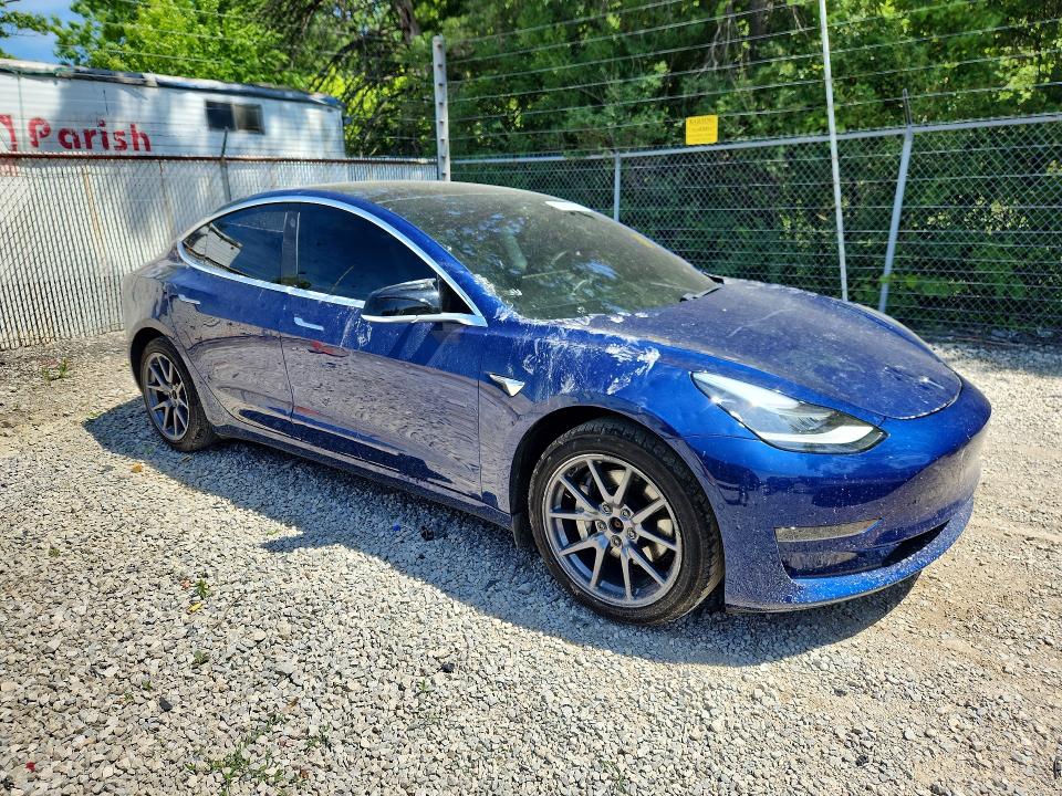 51962396 :رقم المزاد ، 5YJ3E1EB1KF359523 vin ، 2019 Tesla Model 3 مزاد بيع