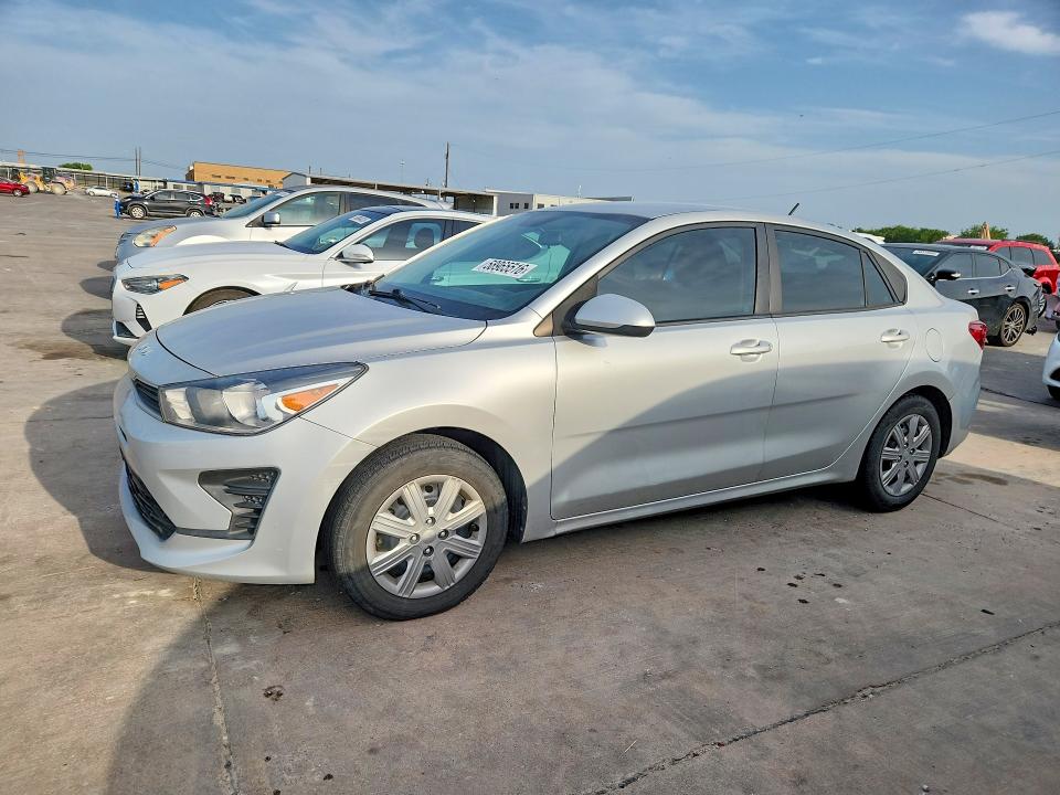 58965516 :رقم المزاد ، 3KPA24AD3NE445452 vin ، 2022 Kia Rio مزاد بيع