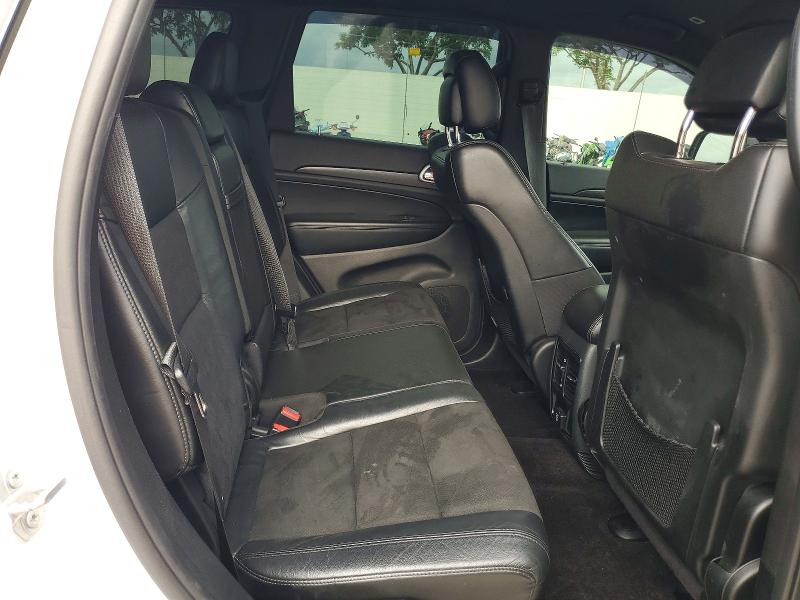 57000606 :رقم المزاد ، 1C4RJFAG2JC377125 vin ، 2018 Jeep Grand Cherokee مزاد بيع