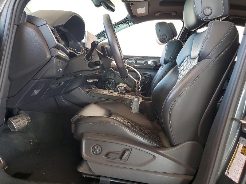 2018 Audi Sq5 მანქანა იყიდება აუქციონზე, vin: WA1A4AFY4J2190171, აუქციონის ნომერი: 57382836