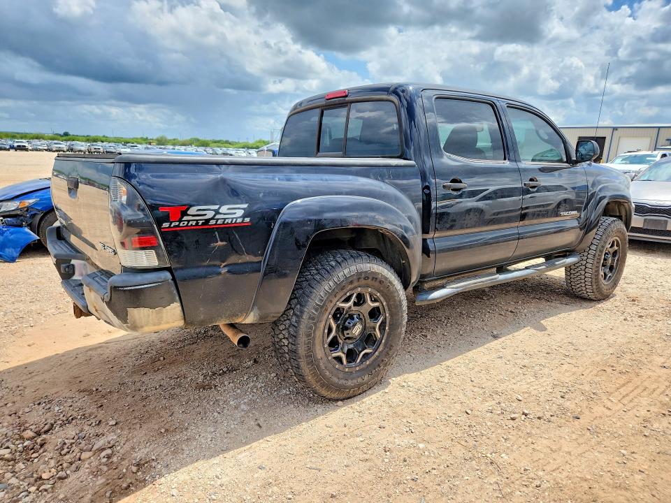 Продаж на аукціоні авто 2015 Toyota Tacoma, vin: 5TFLU4ENXFX121535, номер лоту: 56232036
