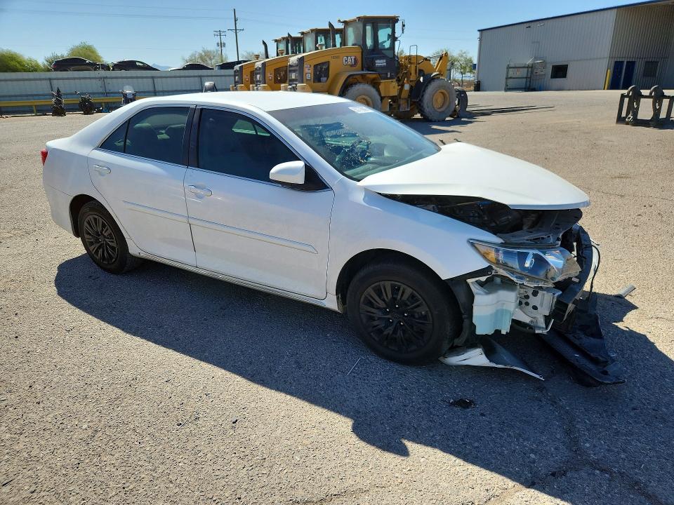 55776986 :رقم المزاد ، 4T4BF1FK0DR290956 vin ، 2013 Toyota Camry مزاد بيع