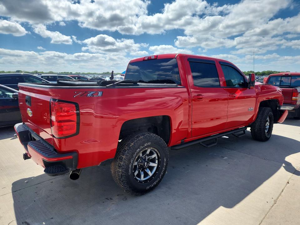 Продажа на аукционе авто 2018 Chevrolet Silverado, vin: 3GCUKREC1JG569651, номер лота: 57598776