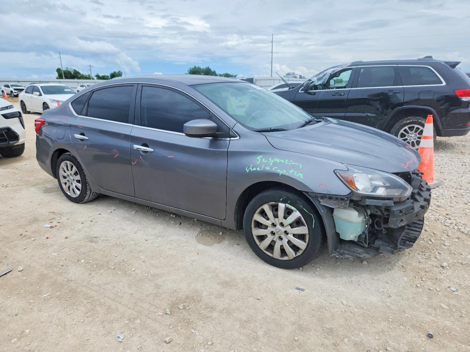 2018 Nissan Sentra მანქანა იყიდება აუქციონზე, vin: 3N1AB7AP8JY301368, აუქციონის ნომერი: 56412056