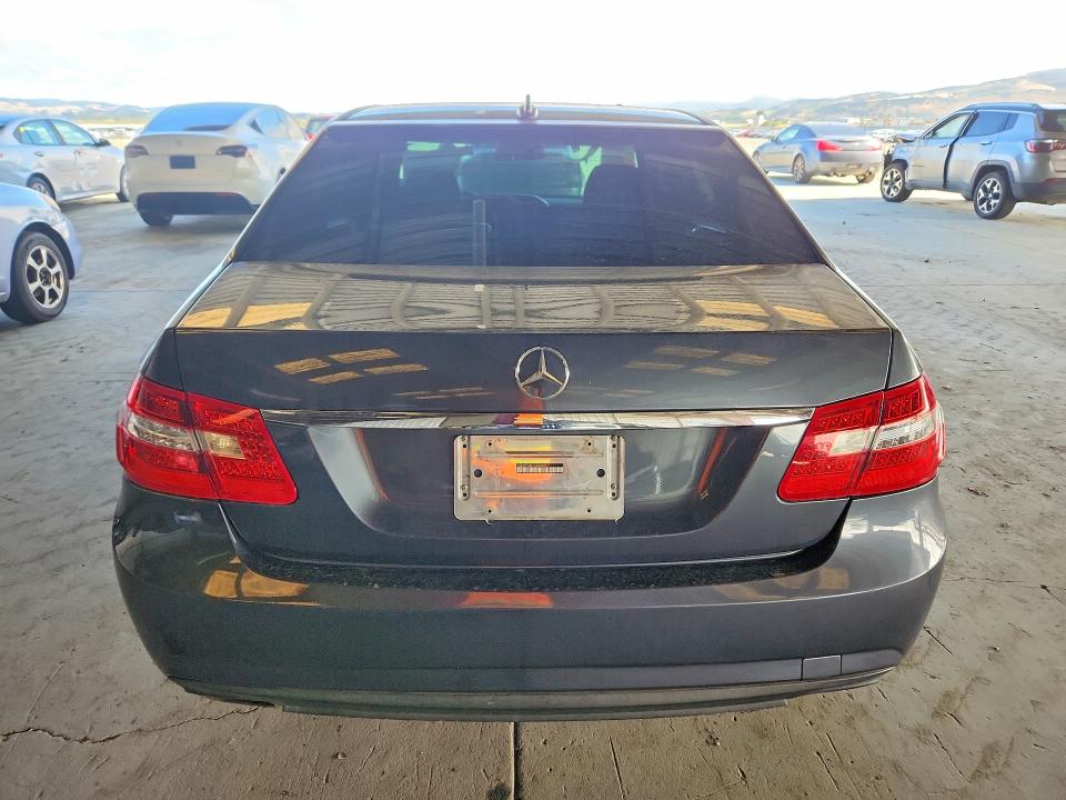 Продажа на аукционе авто 2010 Mercedes-benz E, vin: WDDHF5GB7AA030541, номер лота: 56112936