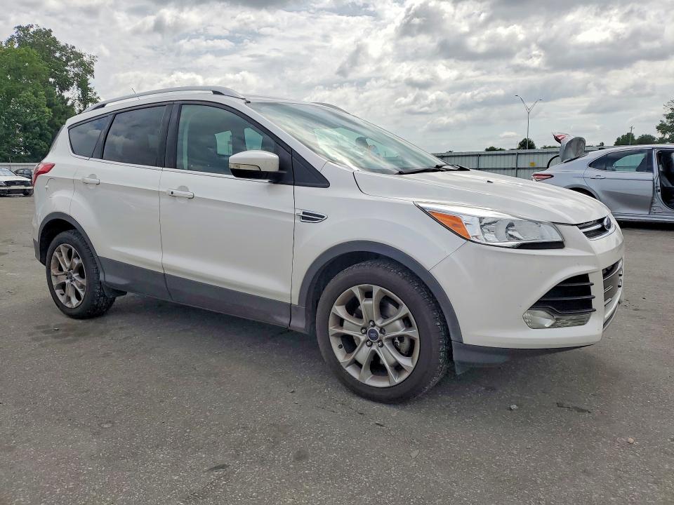 2016 Ford Escape მანქანა იყიდება აუქციონზე, vin: 1FMCU9JX0GUB50979, აუქციონის ნომერი: 57643096