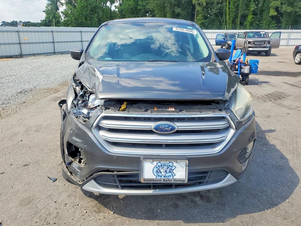 Продажа на аукционе авто 2017 Ford Escape, vin: 1FMCU0GD6HUE65795, номер лота: 57651096