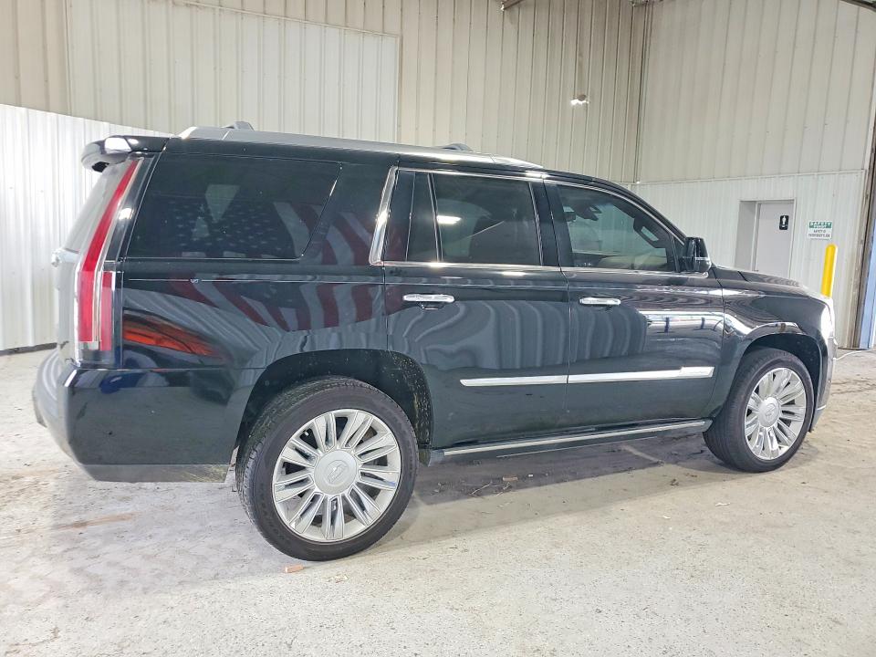 2018 Cadillac Escalade მანქანა იყიდება აუქციონზე, vin: 1GYS4DKJ5JR206237, აუქციონის ნომერი: 58019496