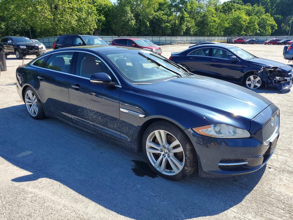 57519866 :رقم المزاد ، SAJWJ2GD9D8V50429 vin ، 2013 Jaguar Xjl مزاد بيع