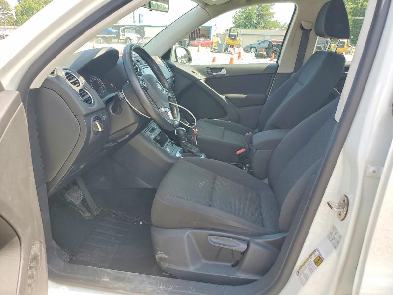 59082616 :رقم المزاد ، WVGBV7AX5JK005503 vin ، 2018 Volkswagen Tiguan Limited مزاد بيع