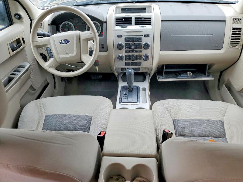 2008 Ford Escape მანქანა იყიდება აუქციონზე, vin: 1FMCU03Z48KC90833, აუქციონის ნომერი: 56131136