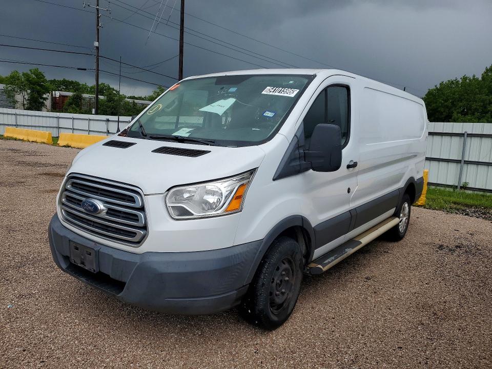 54101596 :رقم المزاد ، 1FTYR1ZM1JKB32226 vin ، 2018 Ford Transit مزاد بيع
